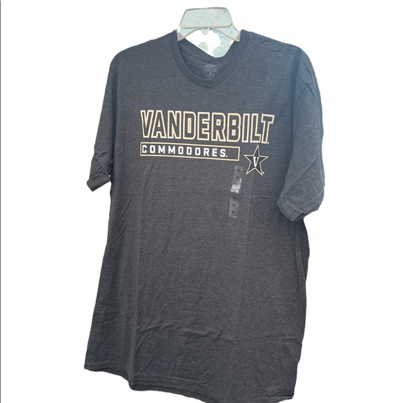 ➡️Bundle of 8 Vanderbilt T-Shirts Size S-XL - Picture 3 of 5